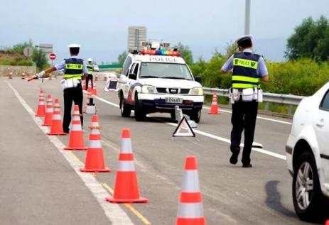 中华人民共和国道路交通安全法最新版本