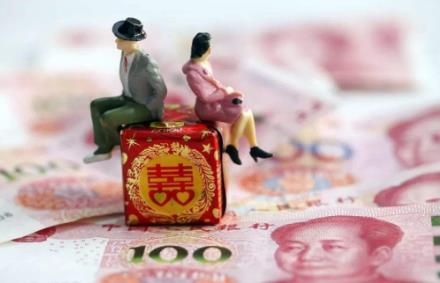 军人还未退伍离婚退伍费怎么分?
