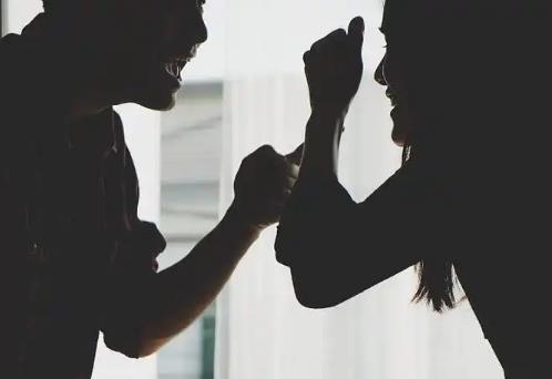 夫妻打架轻伤一般会判刑吗?