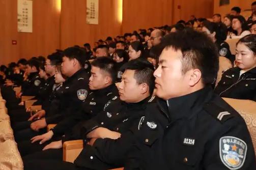 海南省公安机关警务辅助人员管理条例2025全文