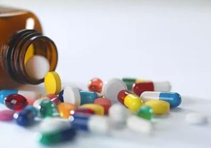 2026年食品药品监管渎职罪判几年刑期?