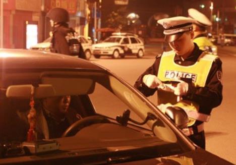 驾驶证扣12分怎么处理方法新规定