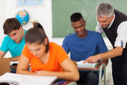 教师教龄津贴最新标准2026年