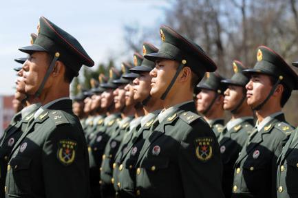 军官服役年限及待遇最新规定2026年